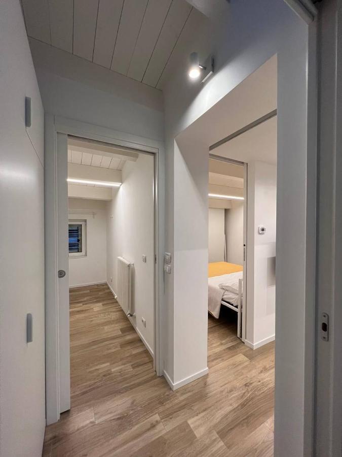 Апартаменты Casa Klimt Vicinissima Al Mare Parcheggio Privato Gratuito Se Disponibile Пескара Экстерьер фото